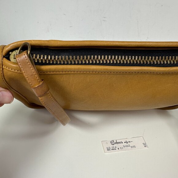 COACH Basic Bag #9455 Tan Leather Vintage 1970s Zippered Clutch Shoulder Bag - Picture 3 of 16